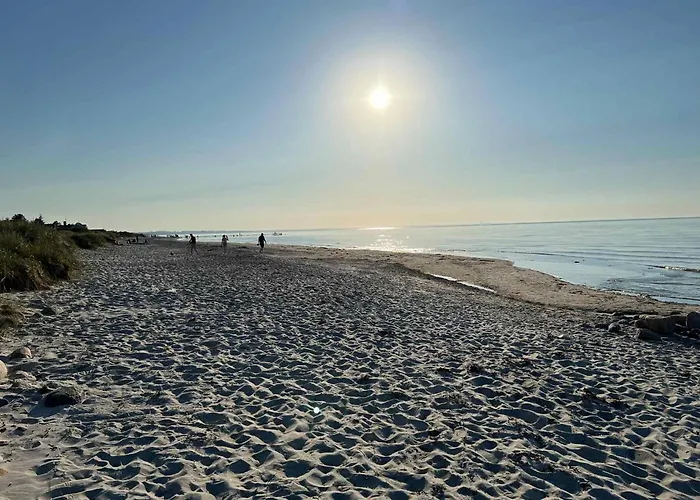 Charming Summer House On A Secluded Plot Σπίτι διακοπών