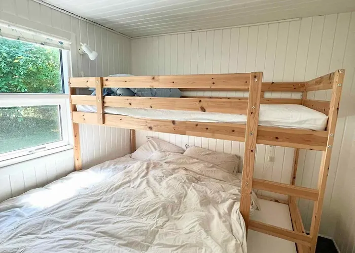 Charming Summer House On A Secluded Plot *